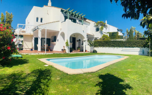 Pareado-en-venta-Castillo de la Duquesa | VI25191