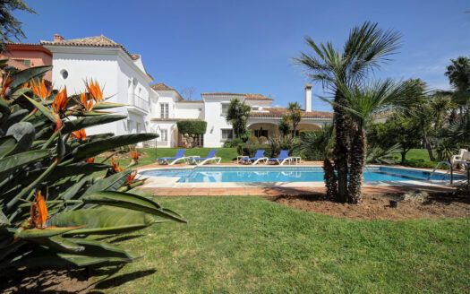 Chalet-en-venta-Zona C | VI860