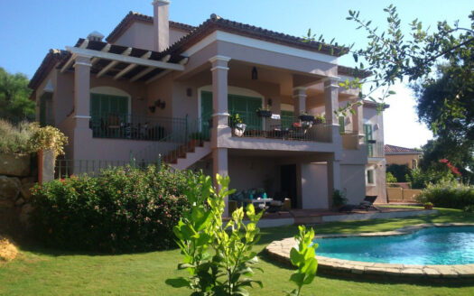 Chalet-en-venta-Torreguadiaro | VI612